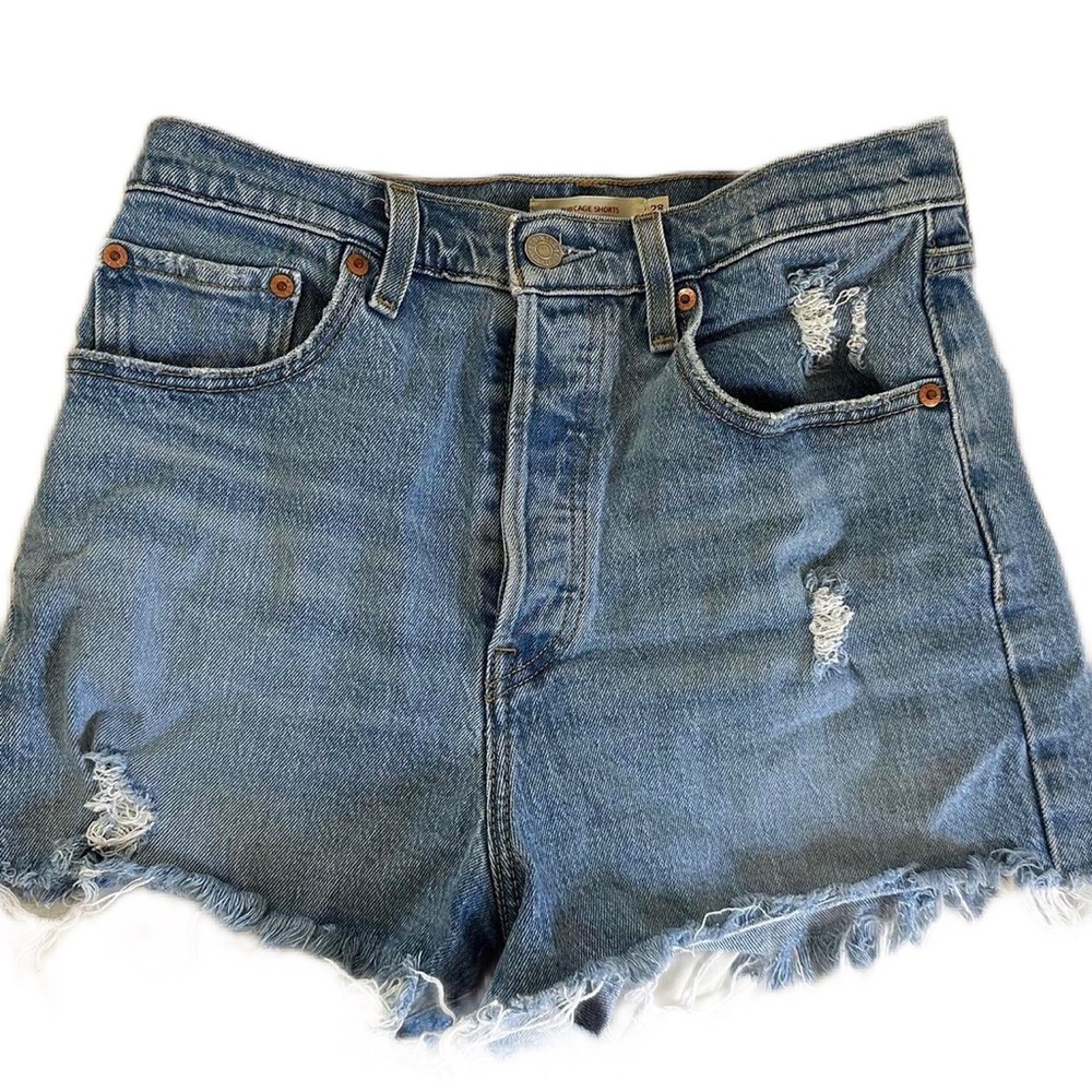 Levi’s Ribcage Denim Shorts